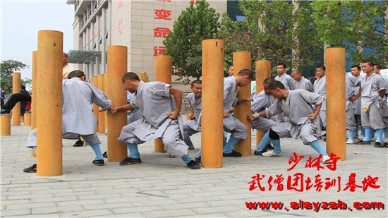 对于很多普通人,特别是对女孩而言,学习一种实用的自卫防身本领可以大大降低意外伤害的风险。