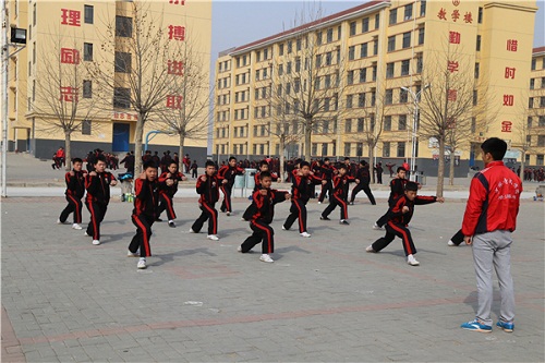 少林武校建议学生习武之前要先省视练武的目